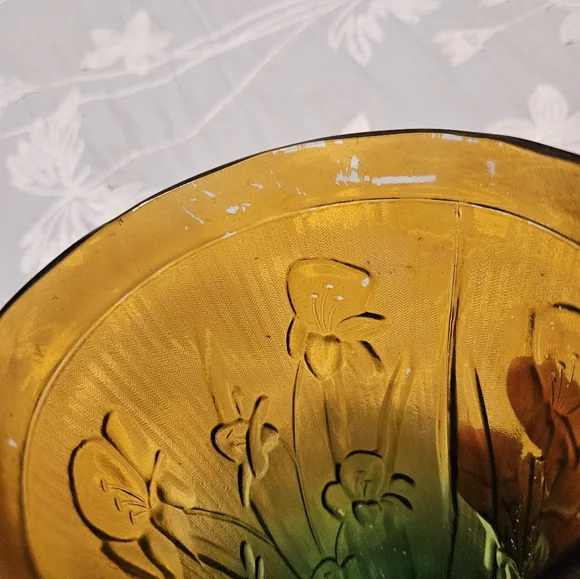 Vintage Amber and Green Glass Vase - Picture 4 of 4